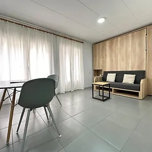  Apartment Agi Arago Studio Spanien