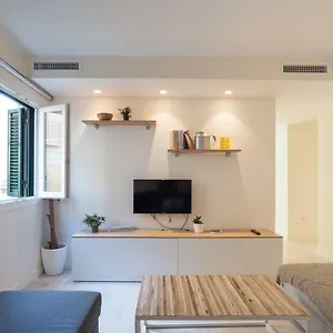  Apartment Gran Apartamento En El Centro Historico Con Parking Gratuito 4 Por Keywise